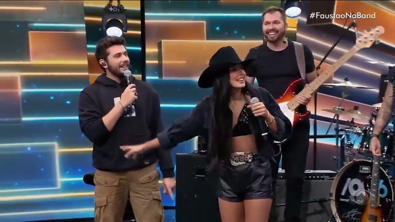 Ana Castela fala sobre intimidade com Gustavo Mioto: 