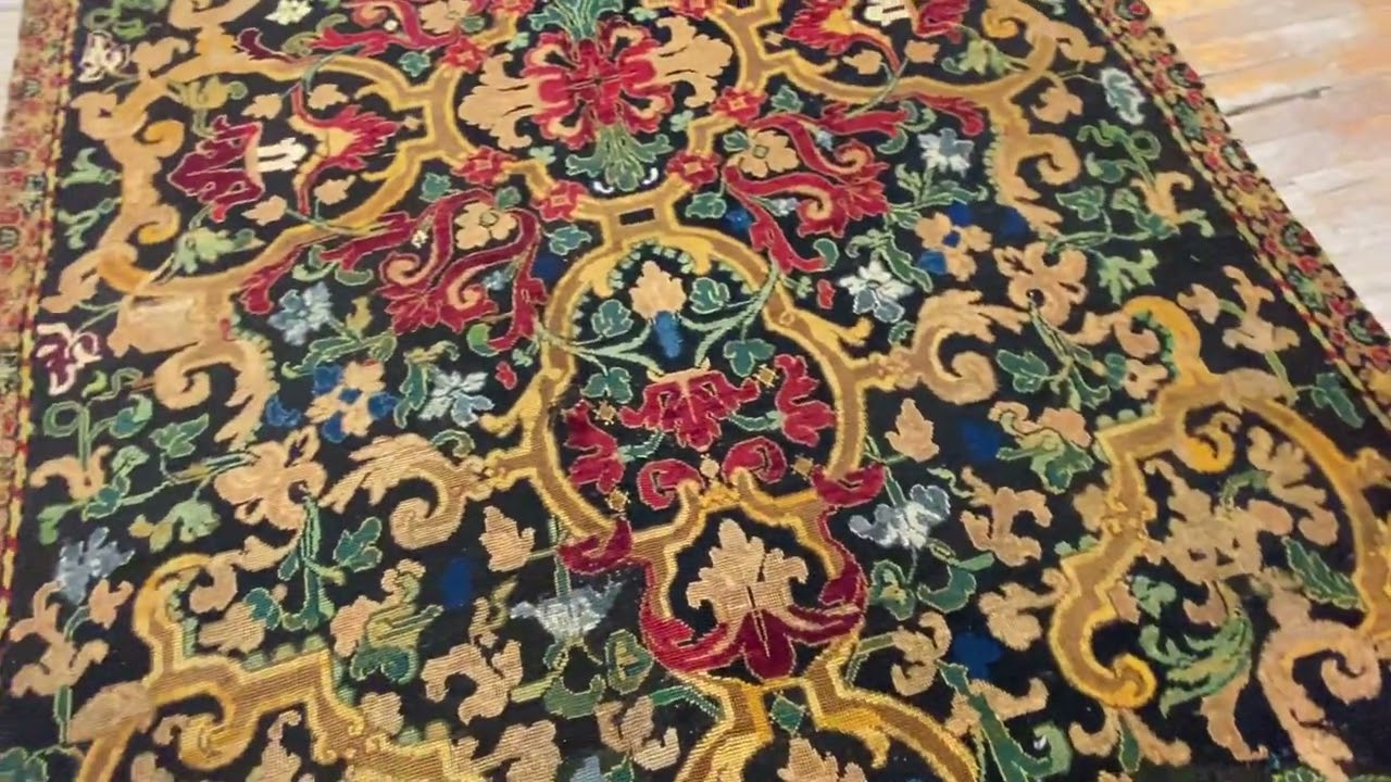 Needlepoint Carpet #24751 -*