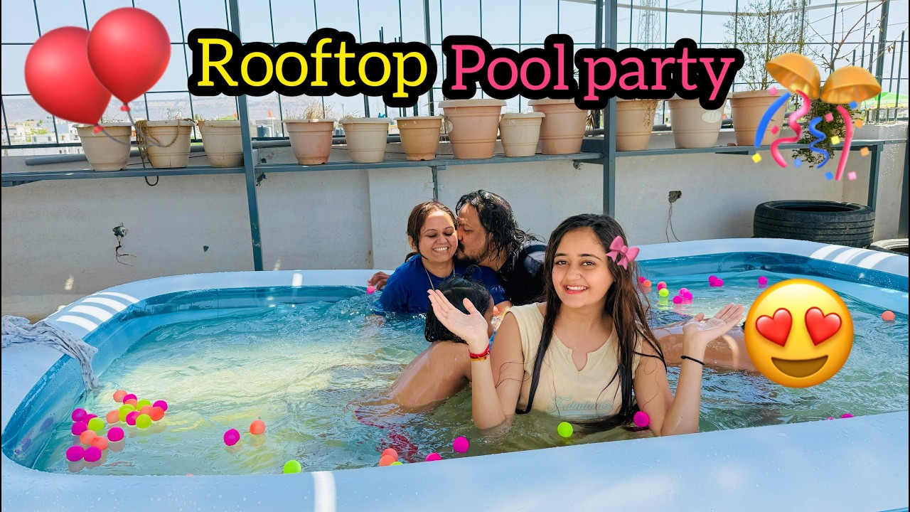 Chikoo Baby ne kaha Didi Kapde nikal do 🤣 Ghar pe hi bana Liya Water Park