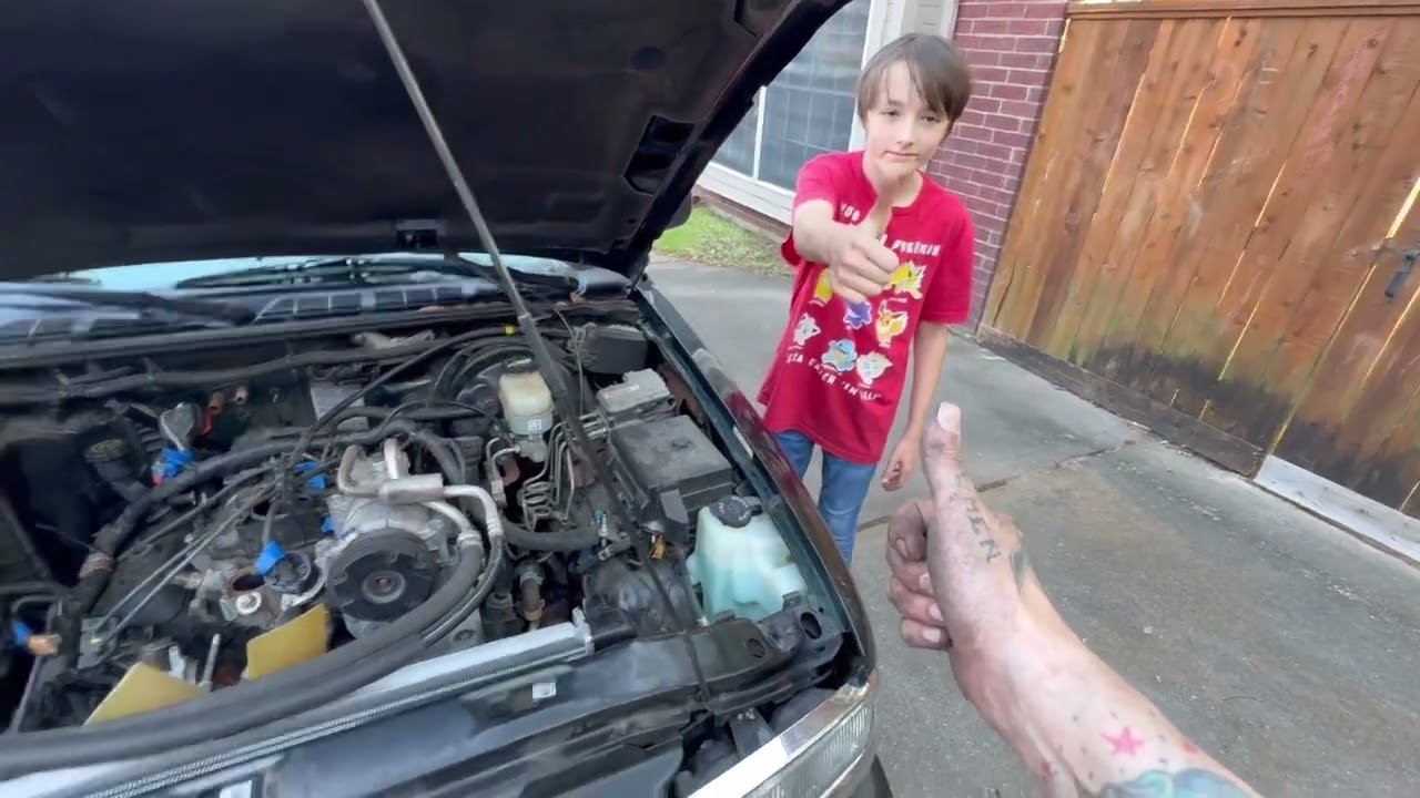 2001 Chevrolet S10 4.3 V6 Head Gasket Replacement and Header Install - Part 2