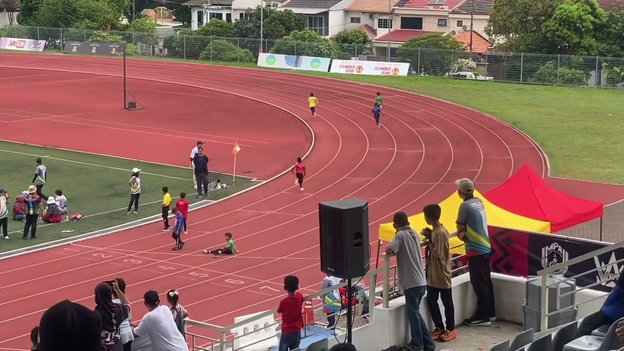 Kejohanan Olahraga Tahunan 2025…4x200 M Tahun 4 (L)
