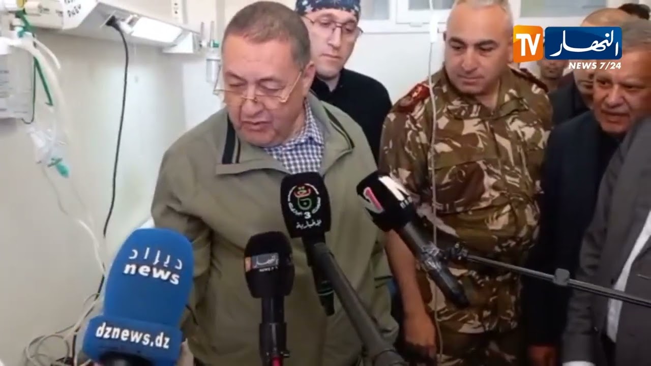 شاهد .. الوفد الوزاري يزور المصابين في حادث انحراف حافلة لنقل المسافرين بالطريق الوطني رقم 01