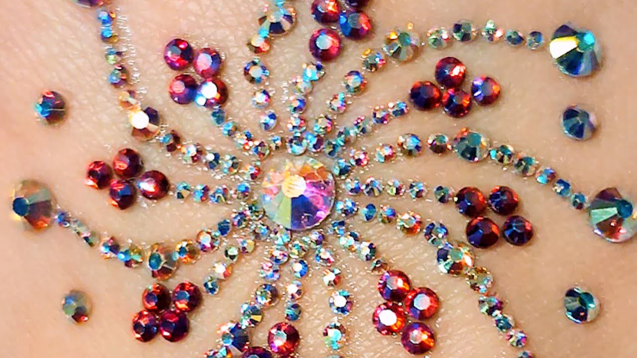 Diamond painting 🔥so geht der neue Sommertrend. #beauty  #viralvideo