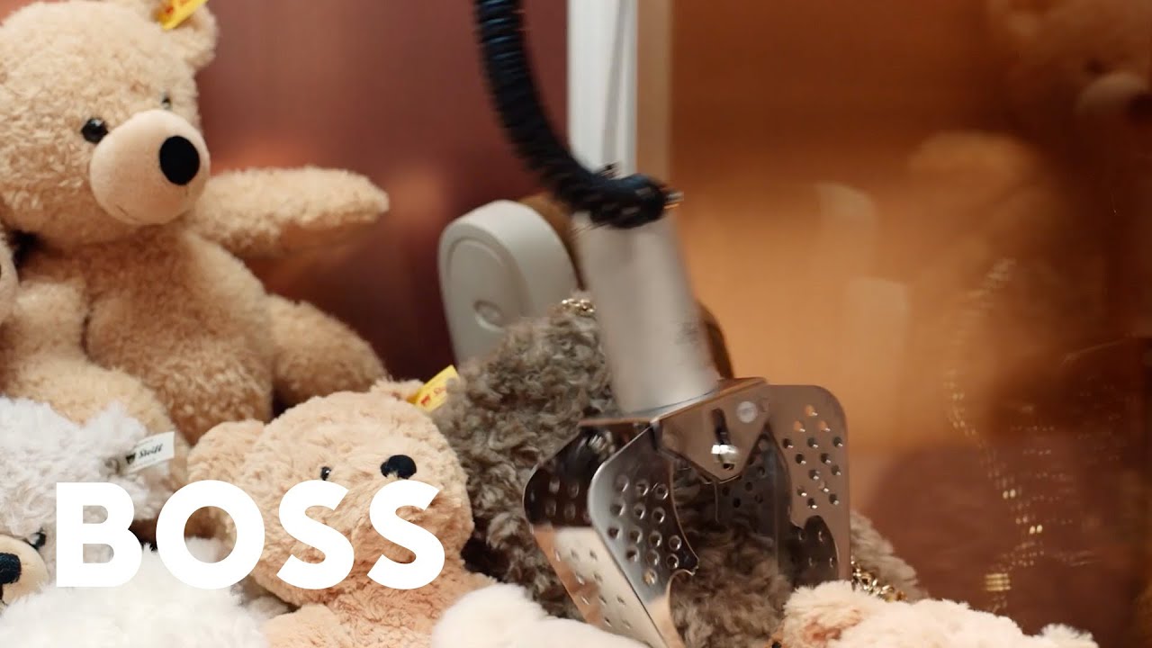 A BOSS x Steiff claw-machine challenge | BOSS