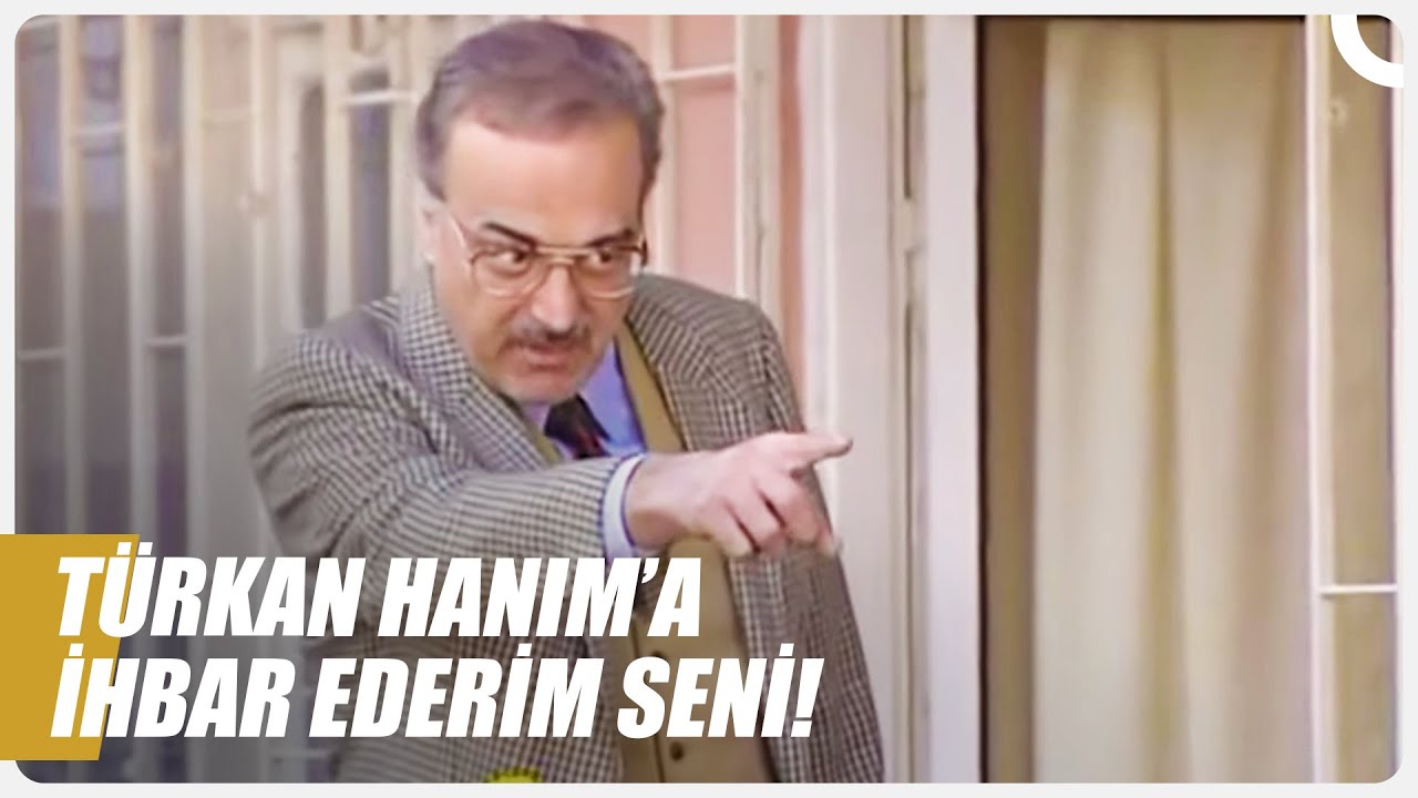Kapıcı Cafer, Cemil'e Gizlice Alkol Satıyor! | Bizimkiler