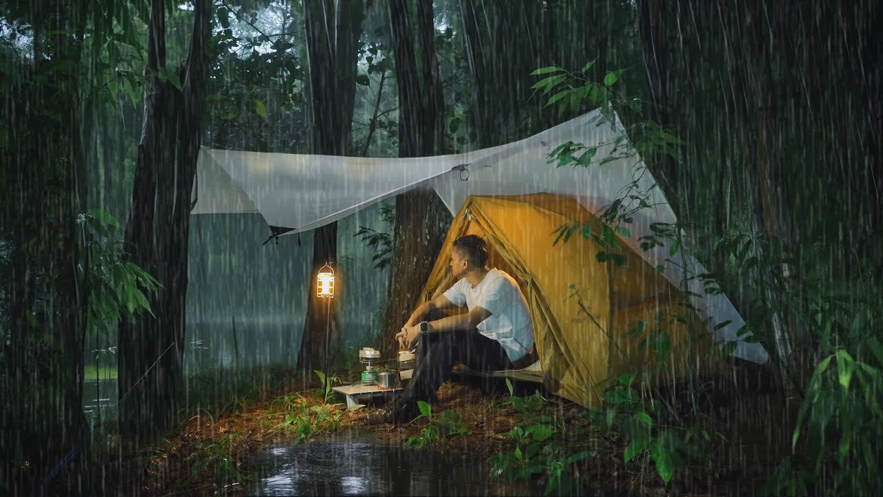SOLO CAMPING IN THE RAIN - RELAXING RAIN CAMPING WITH RAIN SOUNDS - ASMR