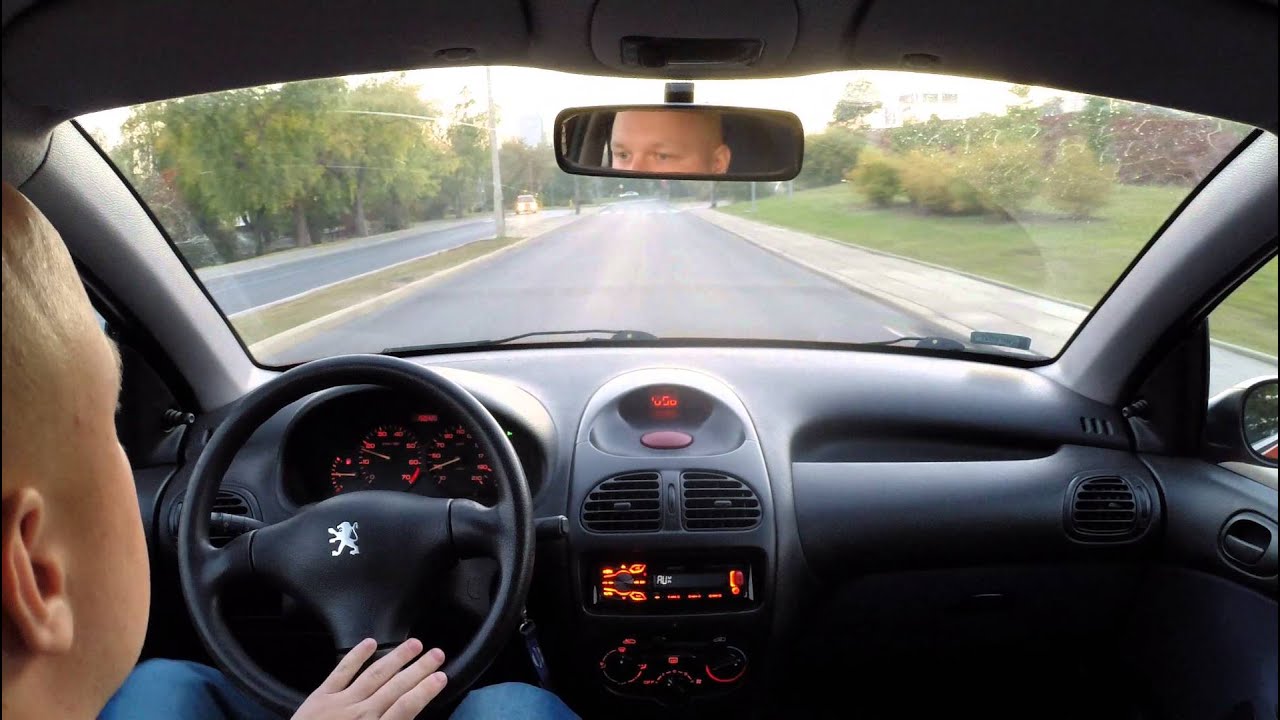 Driving an Peugeot 206 At Friday