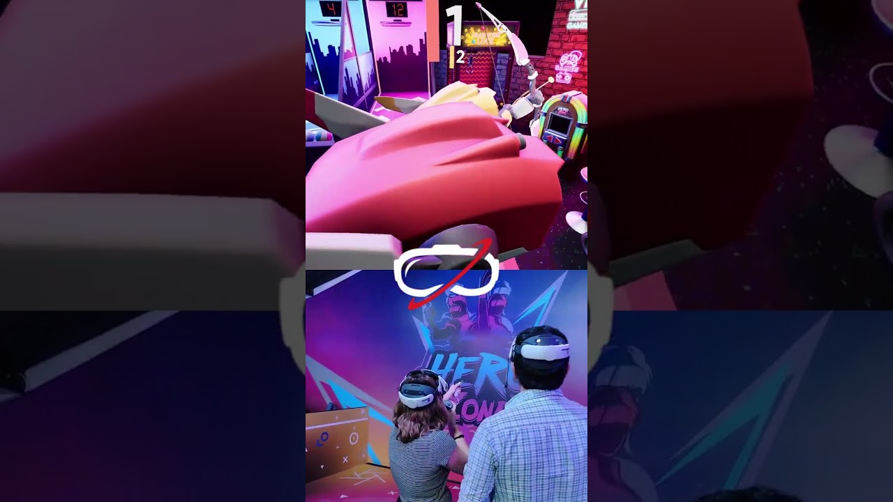 María y su esposo de GYE Lobby VR INMERSO