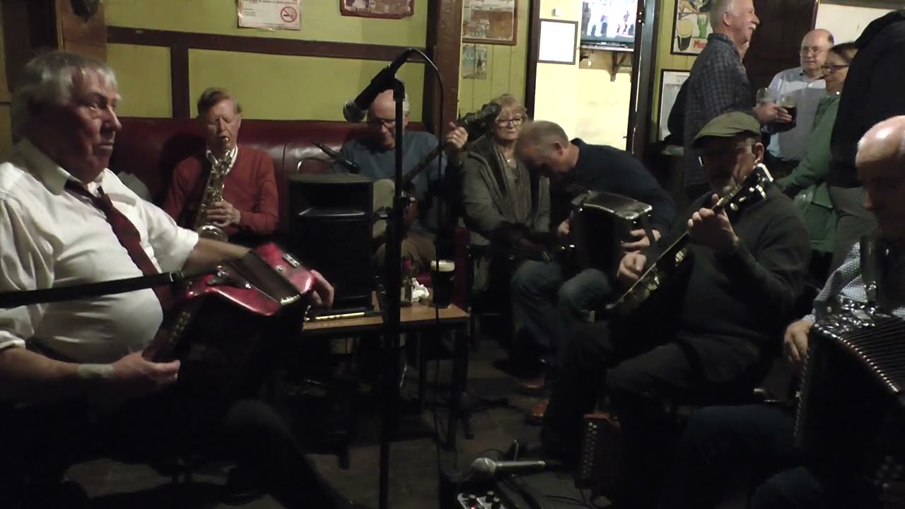 Old Time Waltz with Noel Sweeney and Friends.