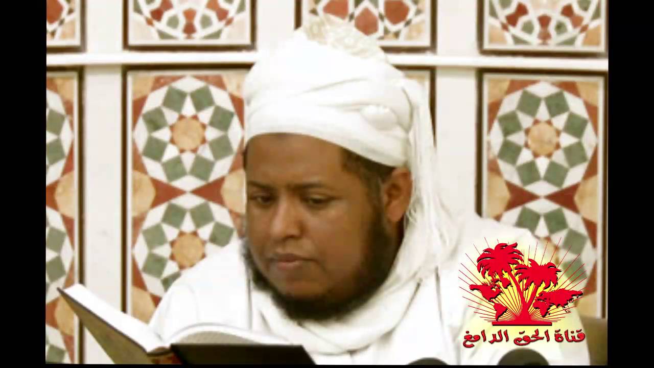 وهابي يسأل عن الصفات المثبتة لله عند الاباضية و المقبالي يجيب