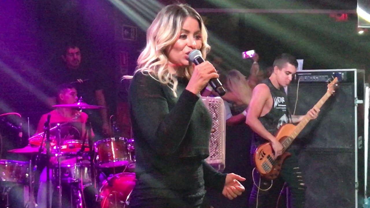 Walkyria Santos - Pout Pourri: Magníficos Mix 1 (Ao Vivo em Recife) [Lounge Music]