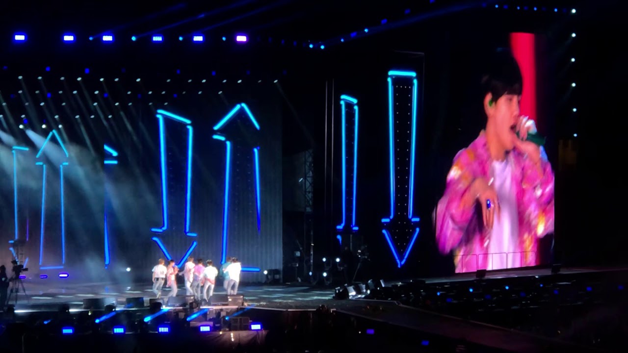 Boy with Luv (BTS) @ Rose Bowl Day 2 05/05/19