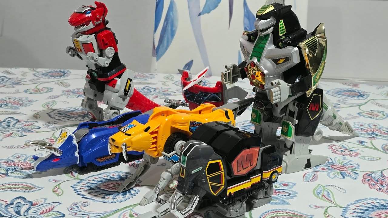Dx Megazord #powerrangersmightymorphin 1993 from #bandai ⚡️🤩