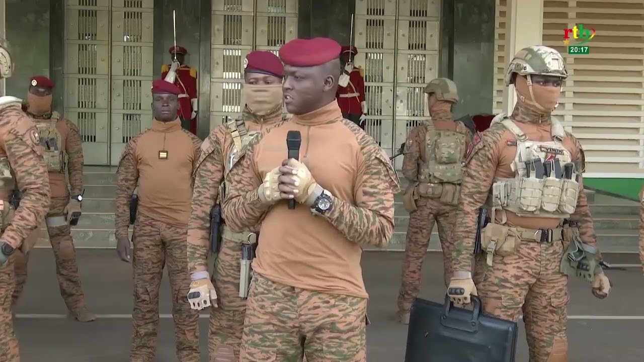 Montée des couleurs au Palais de Koulouba: le Président du Faso appelle à l’ordre & à la discipline