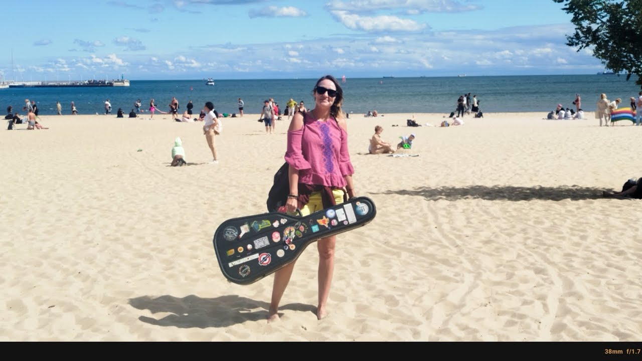 Sopot beach jam #music #singersongwriter #musician #beach #morning #singing #song #original #sopot 