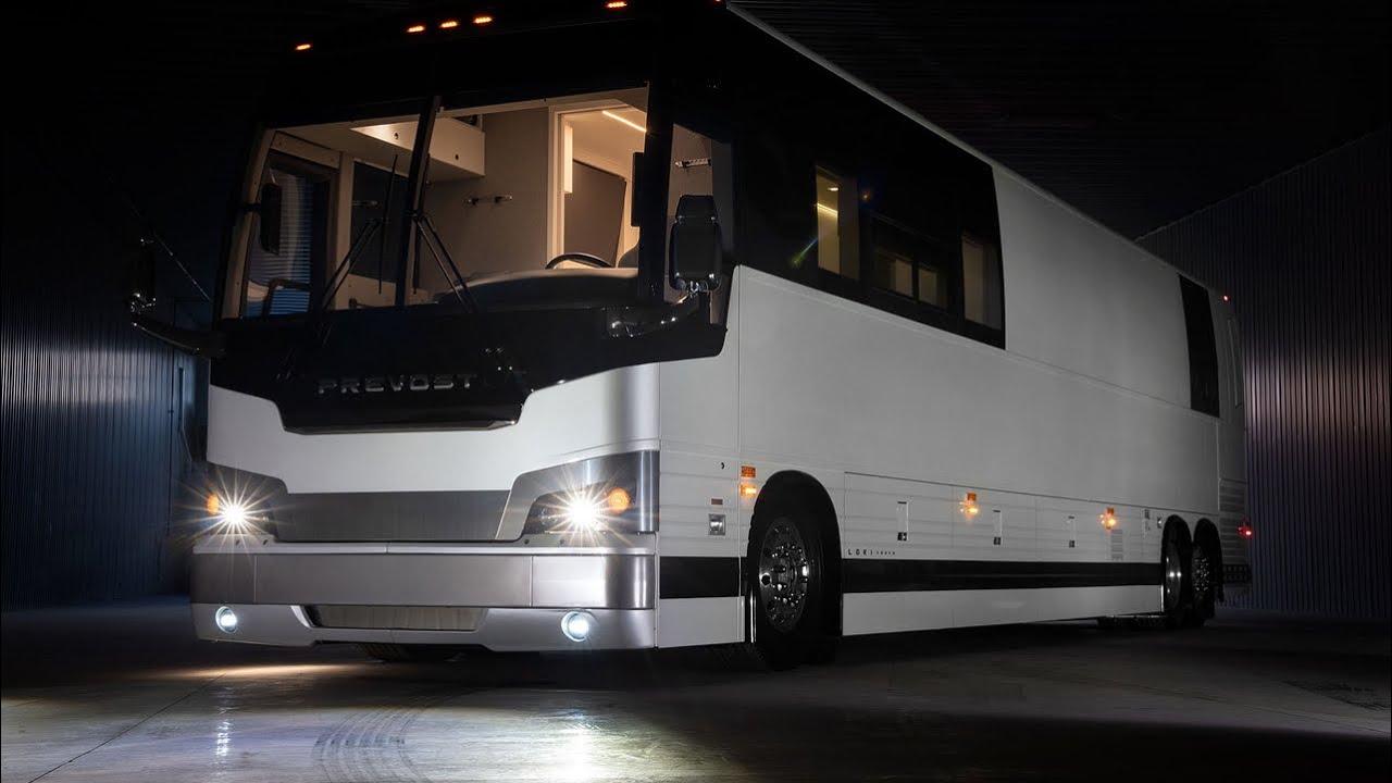 (Lease Option Available) 2024 Prevost X345 12 Bunk Loki TourCoach provided by Chelax Industries