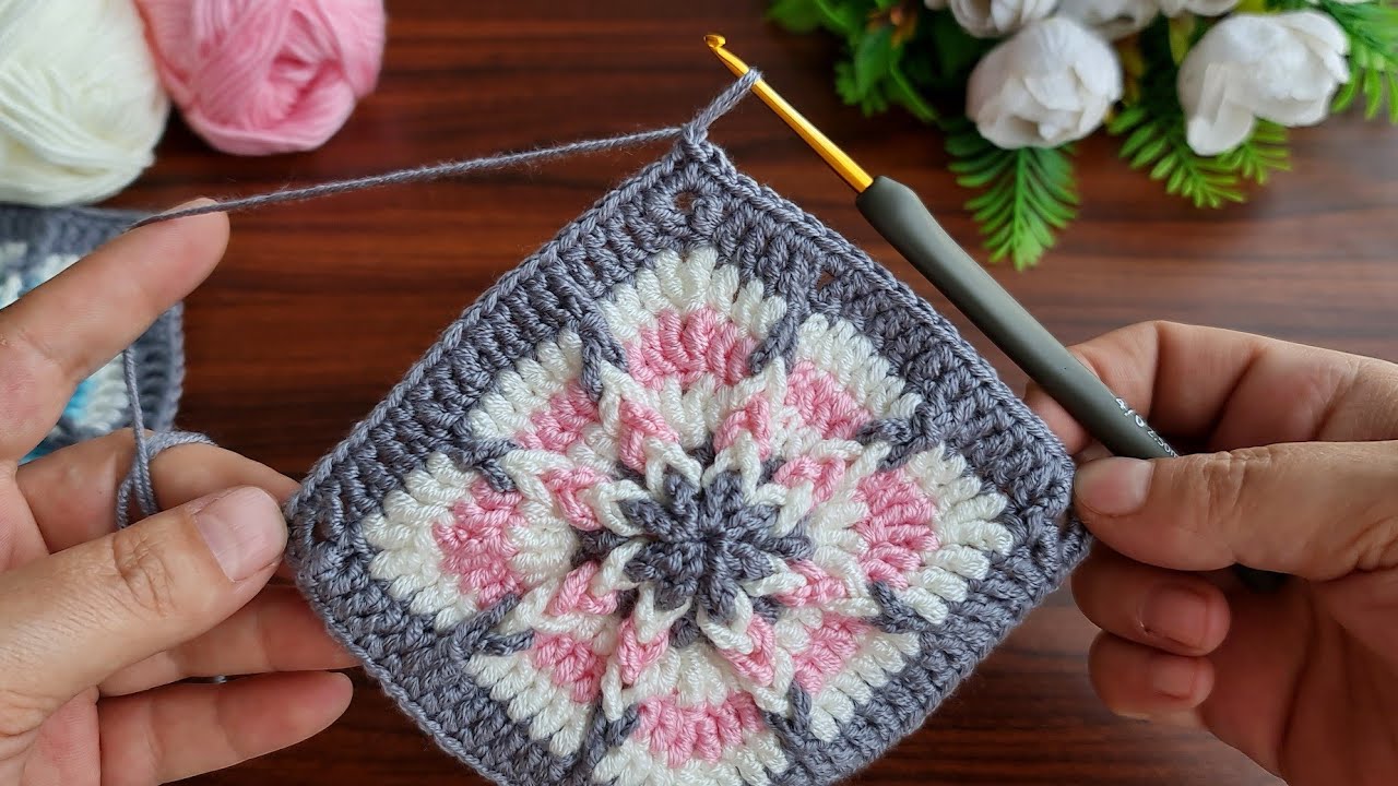 Wonderful!. 😇 3D Super Easy Crochet Knitting Motif Pattern - Tığ İşi Şahane Motif Örgü Modeli..