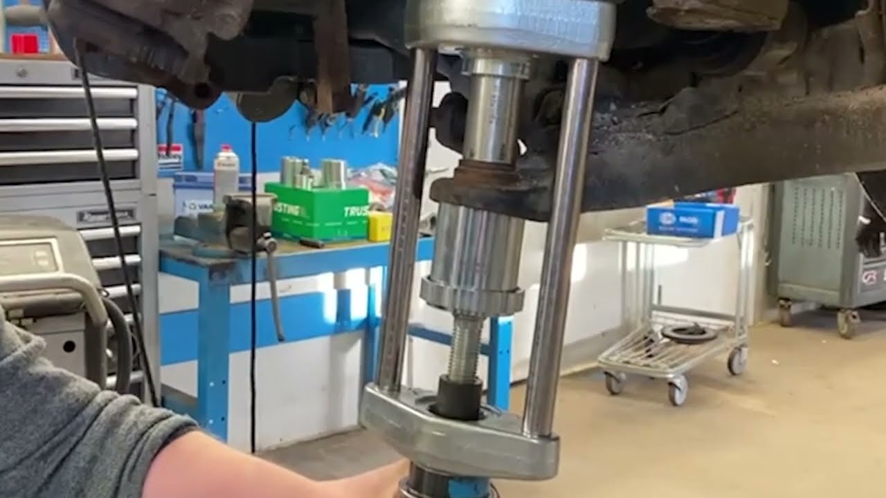 Universal balljoint and bushing kit