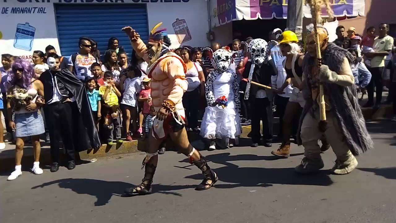 Carnaval Iztapalapa 2016. Comparsa Santa Bárbara Cobos y Toltecas.