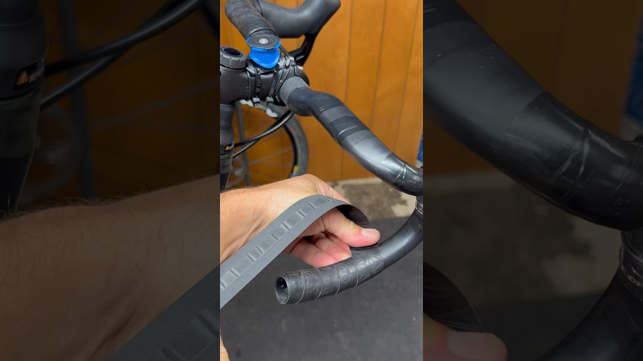 One of my favorite methods for starting bar tape 👨🏻&zwj;🔧🚲 #bikemechanic #cycling #bartape