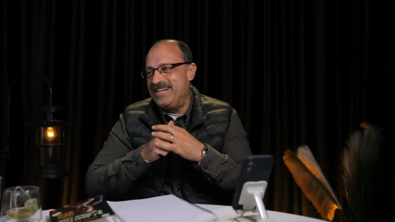 مع اللواء وليد السيسي