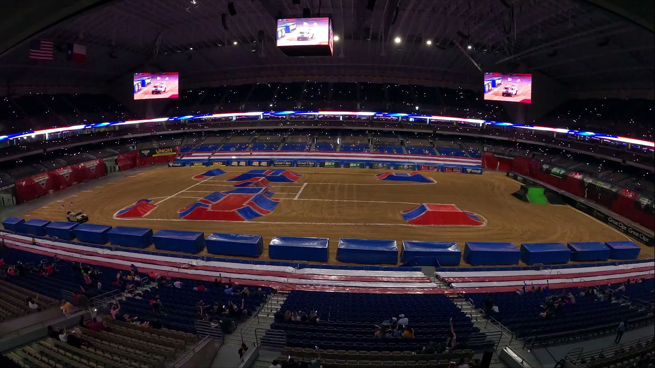 Monster Jam time lapse at the alamodome July 2021