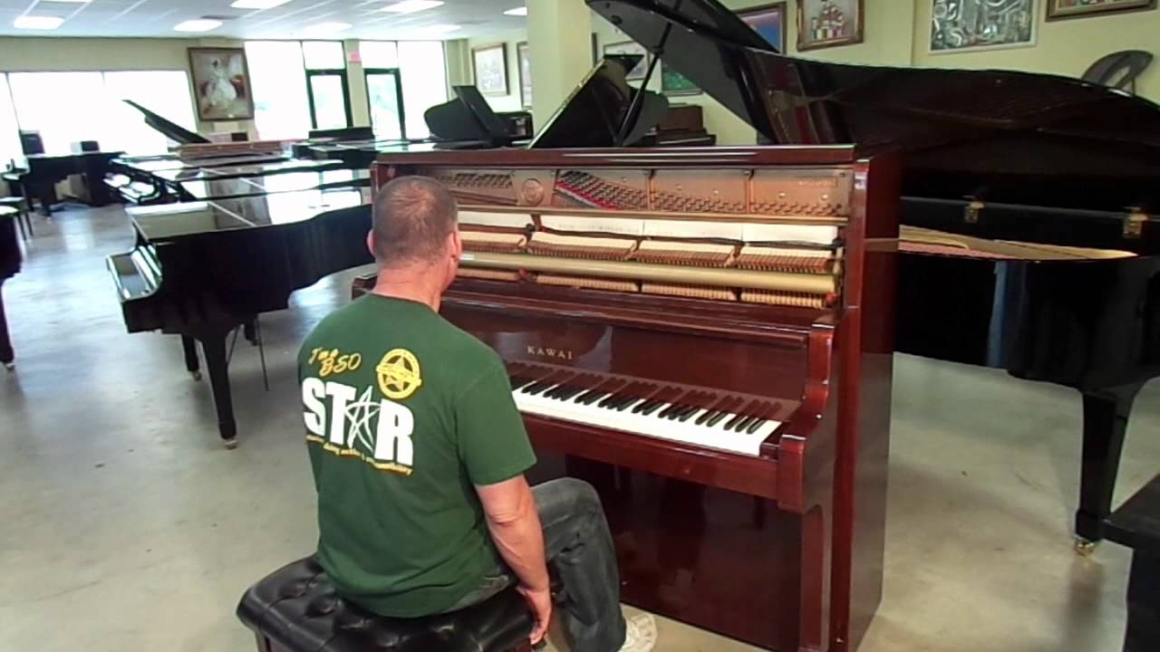 Продаётся студийная стойка Kawai 52 дюйма