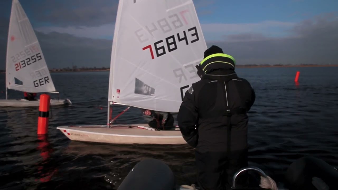 YCL Jugend: Opti- und ILCA Trainer Jens