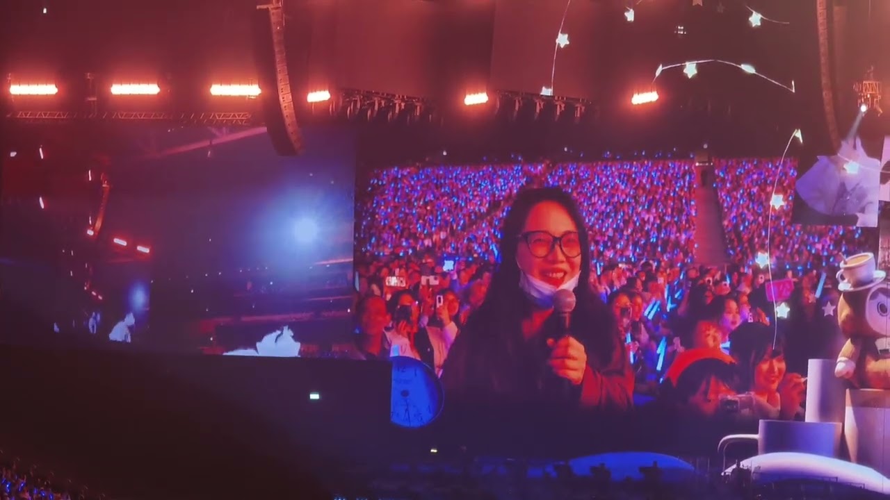 周深ZhouShen《深深的》香港 不想睡、祝福+点歌Think of me、扑通扑通