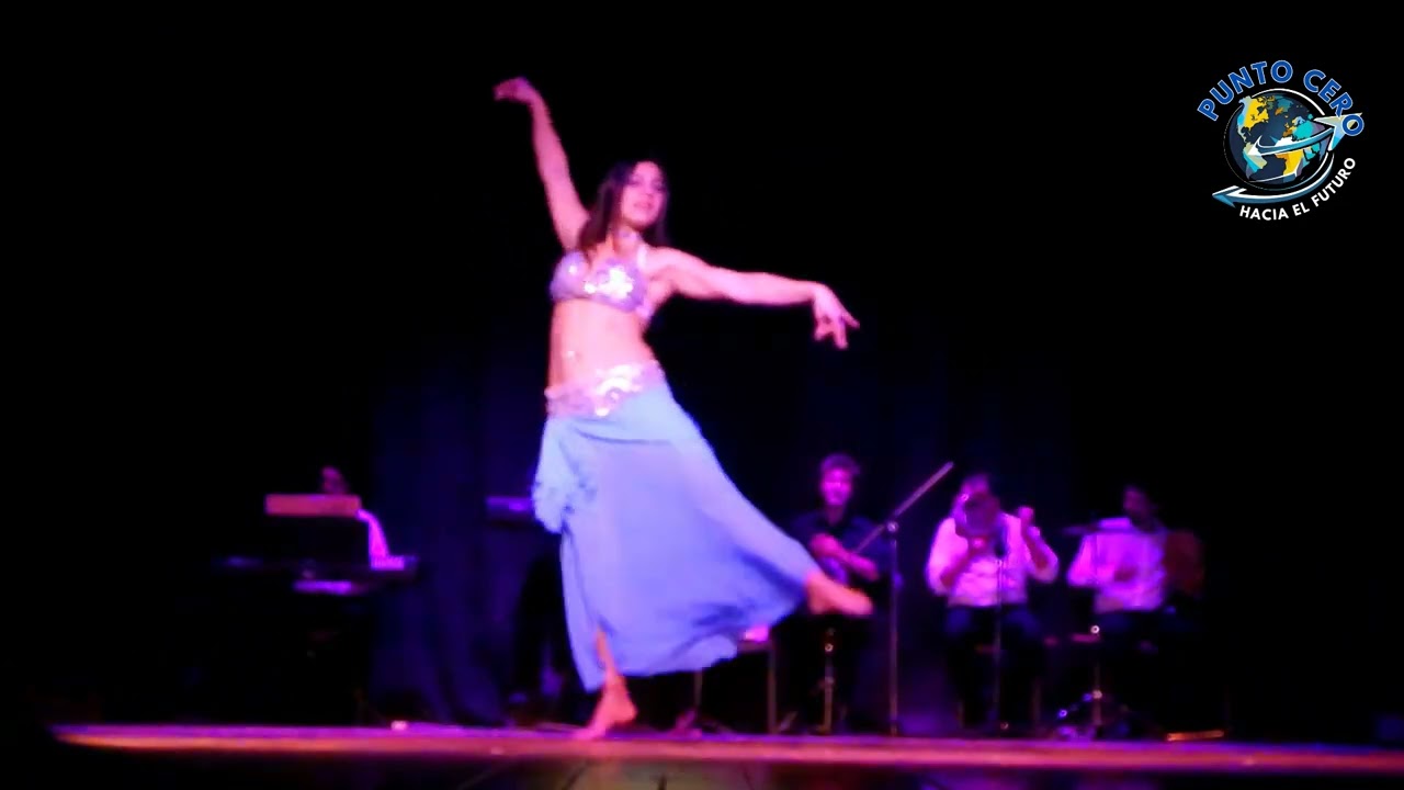 2018-06-24. Abril Ginez, Gastón Chaade y Orquesta en EdaPilar.