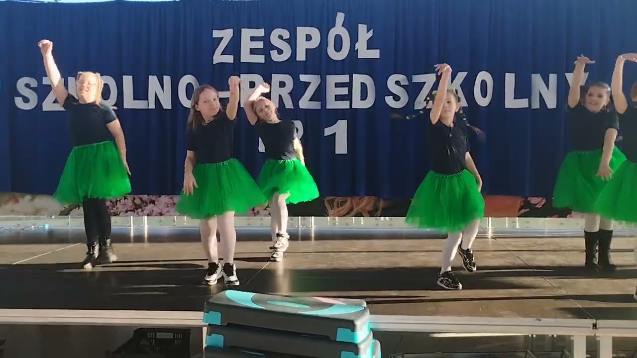 Tańczą młodsi