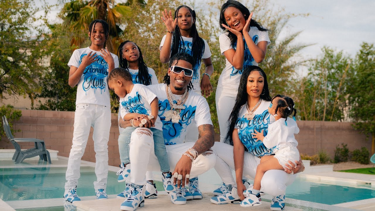 THE SO COOL FAMILY'S NEW INTRO VIDEO!
