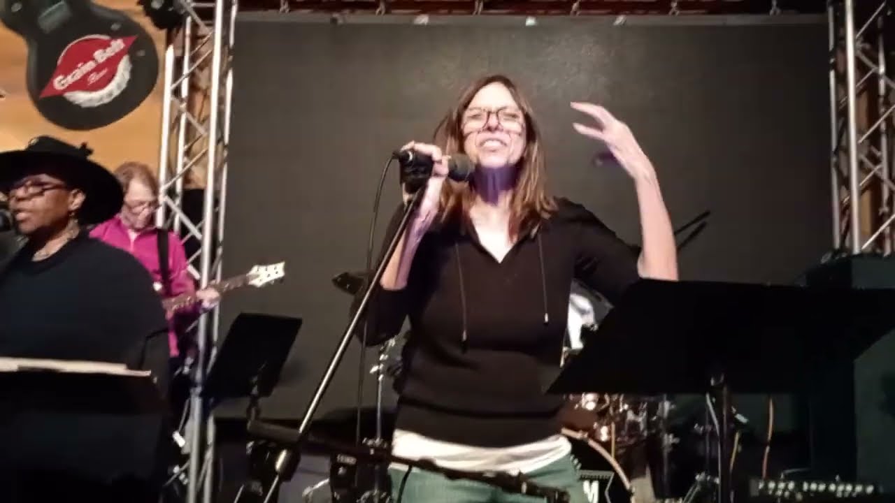 * 2/6/2026 * Drinkwine With Friends @ The Blues Saloon - St Paul, MN * 