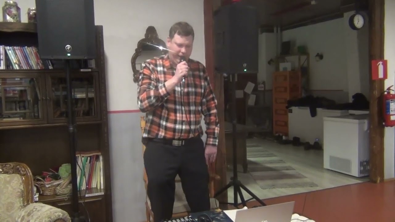 ANSSI TAPIO VALOON P&Auml;IN LIVE