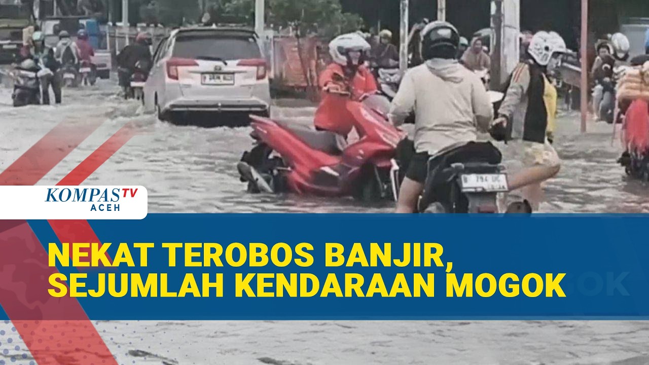 Terobos Banjir di Jalan Panjang, Sejumlah Motor Mati Mesin