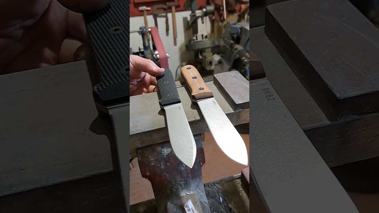 Nože Kephart. Univerzál do lesa, vyvinutý cca před 150 lety v Solingenu.