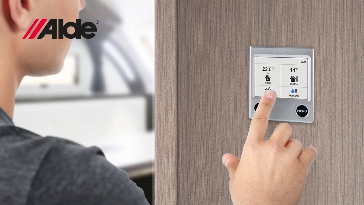 Alde Compact 3030 Panel Guide
