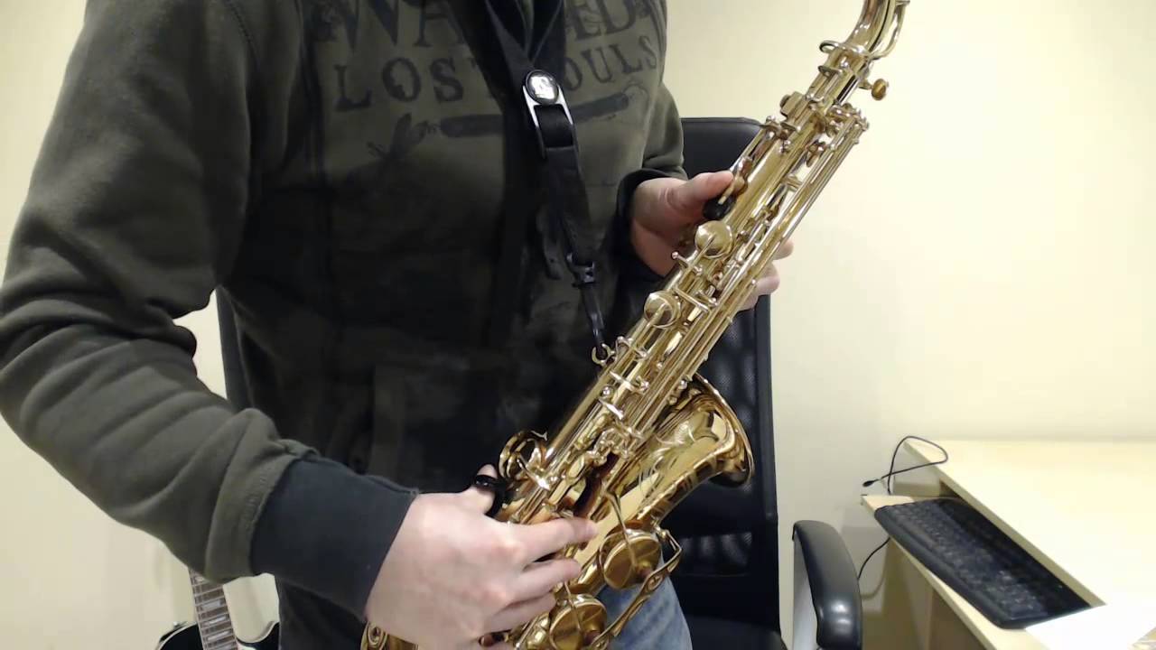 Saxophone lesson on C sharp and the D major Scale (Saxophone Lesson BC207)