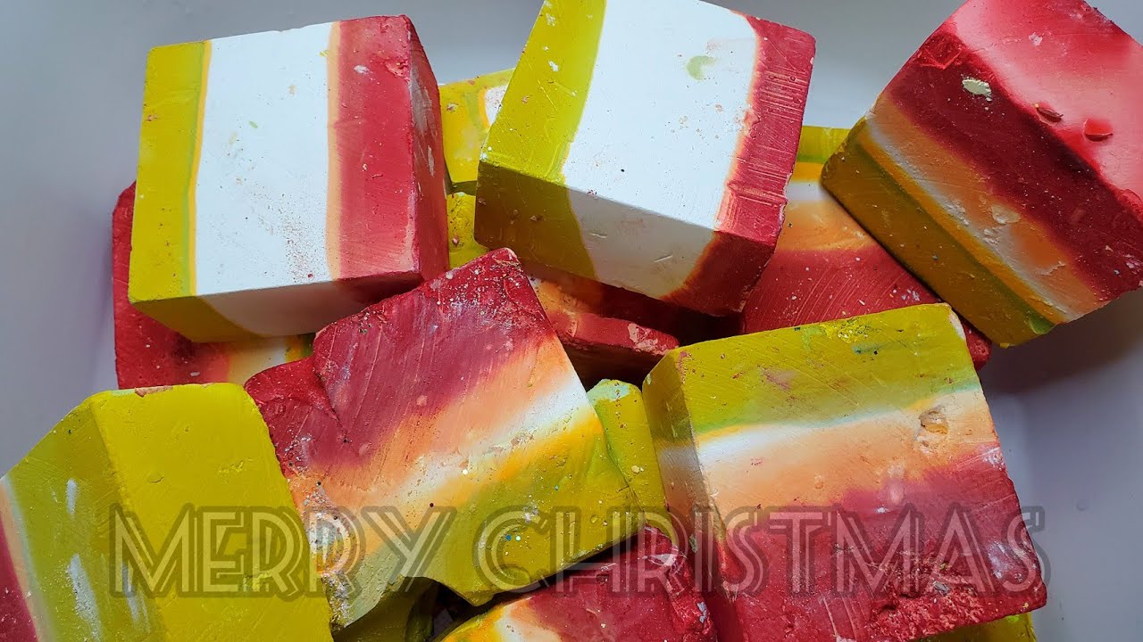 DYED GREEN RED WHITE CHRISTMAS CRUMBLE-ASMR