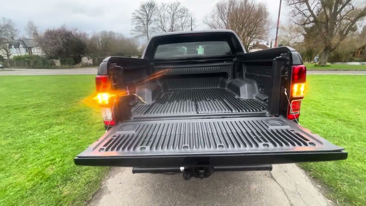 YP72 TBV - Ford Ranger Wildtrak Auto