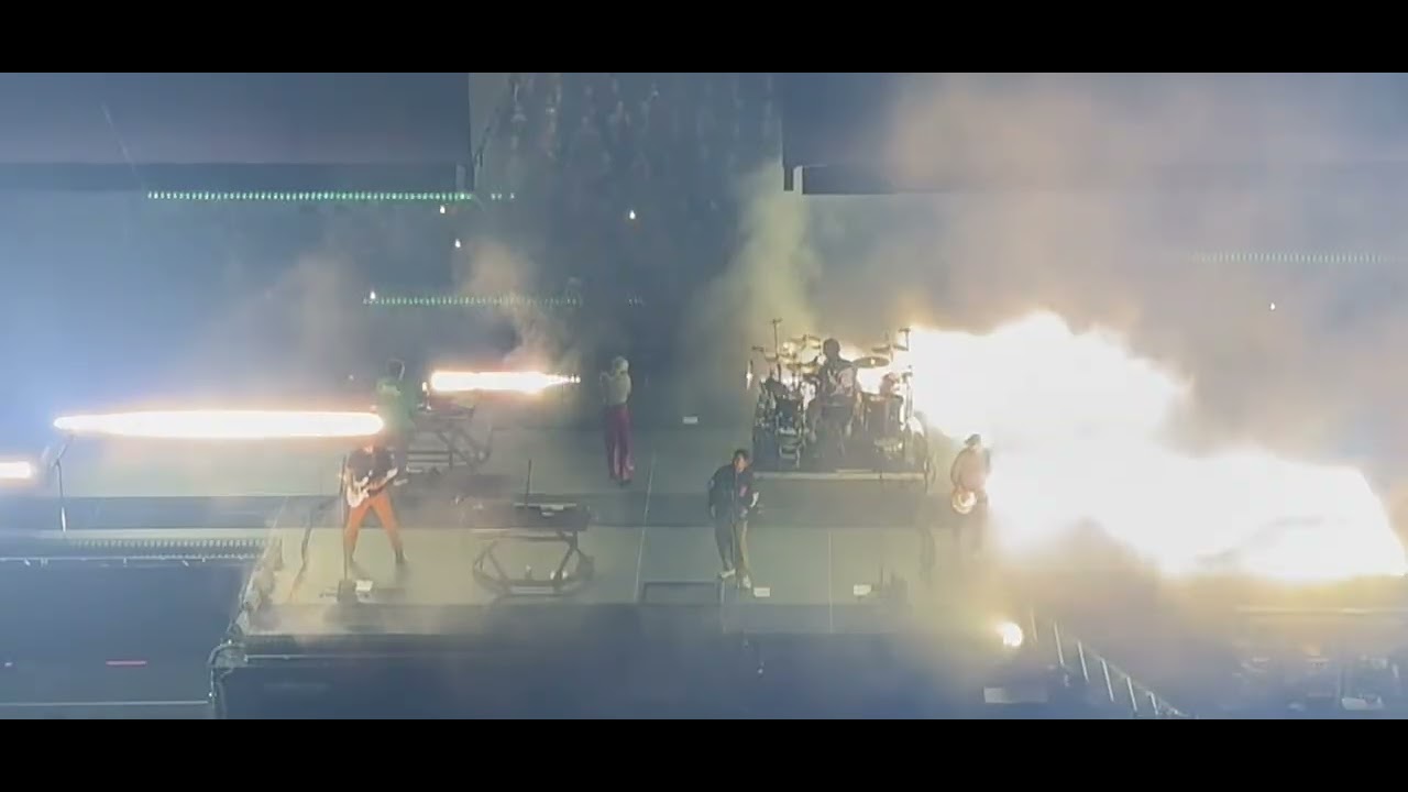 Linkin Park - Milwaukee 8/25/2025 - intro, somewhere I belong, points of authority