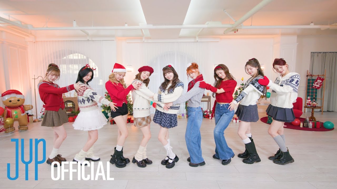 NiziU「♡Emotion」Choreography Video (Xmas ver.)