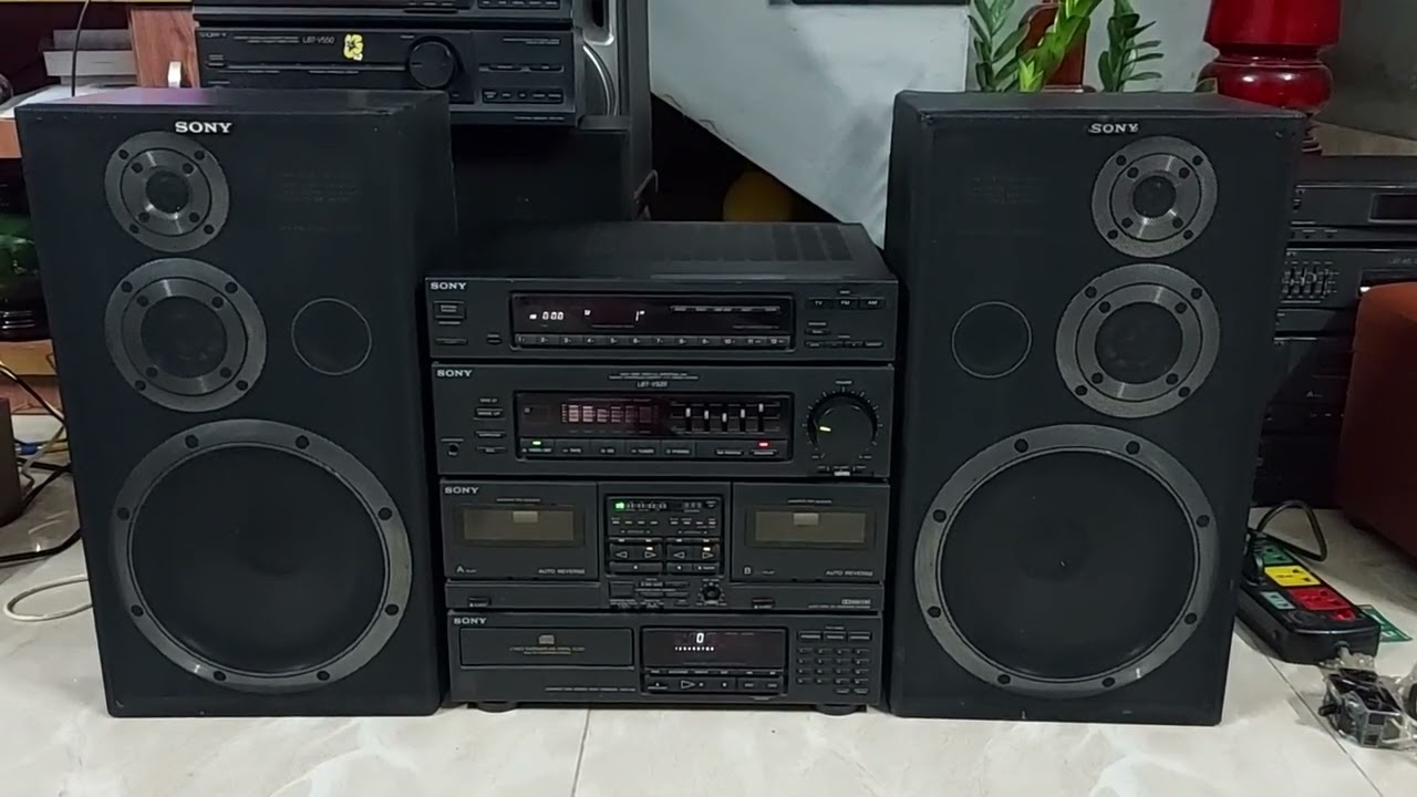 D&agrave;n sony V525