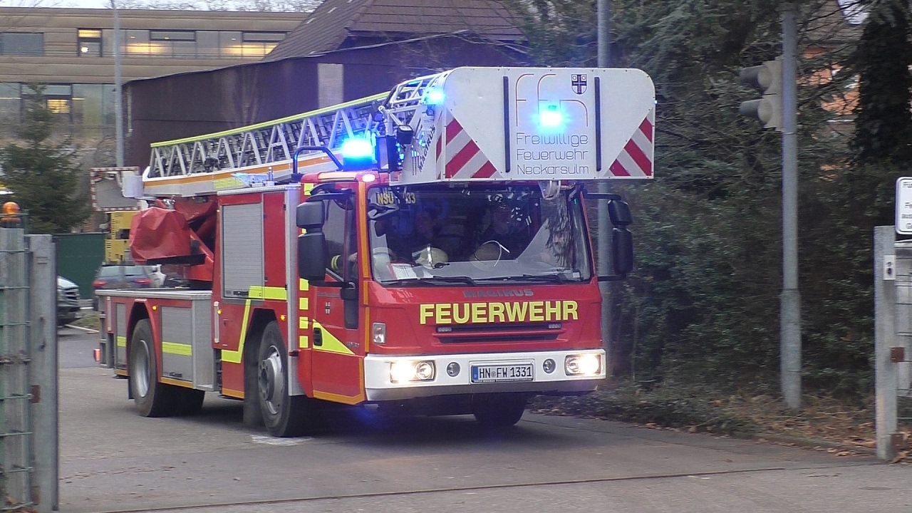 KdoW + LF 20 + DLAK + LF 16 + ELW + HLF FF Neckarsulm