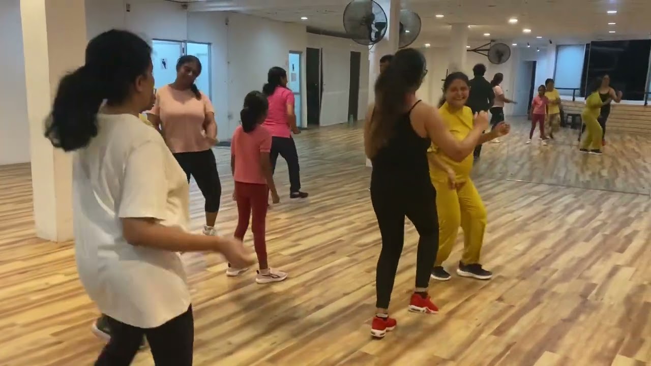 Party Dancing Classes for Beginners-0774190892