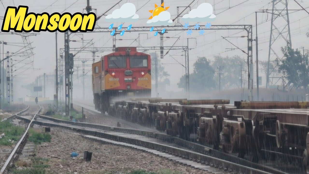 WDG4G DIESEL ENGINE GOODS TRAIN 🚂 || 12615 Grand Trunk Express|| WAG7+WAP7 || PETROL DIESEL TRAIN ||