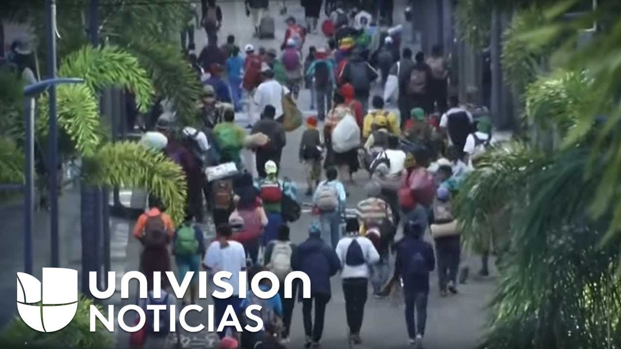 Los migrantes de la caravana comienzan a trasladarse desde Veracruz rumbo a Ciudad de México.