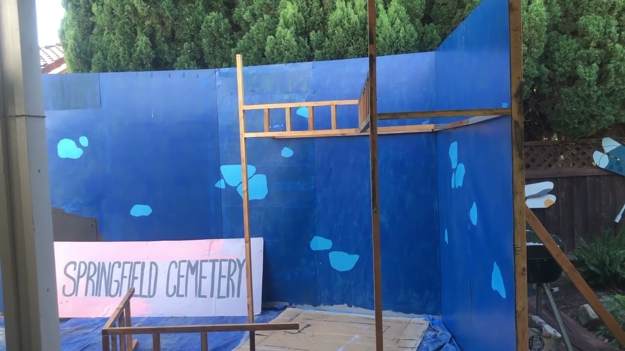 Update with Signs and Aliens!