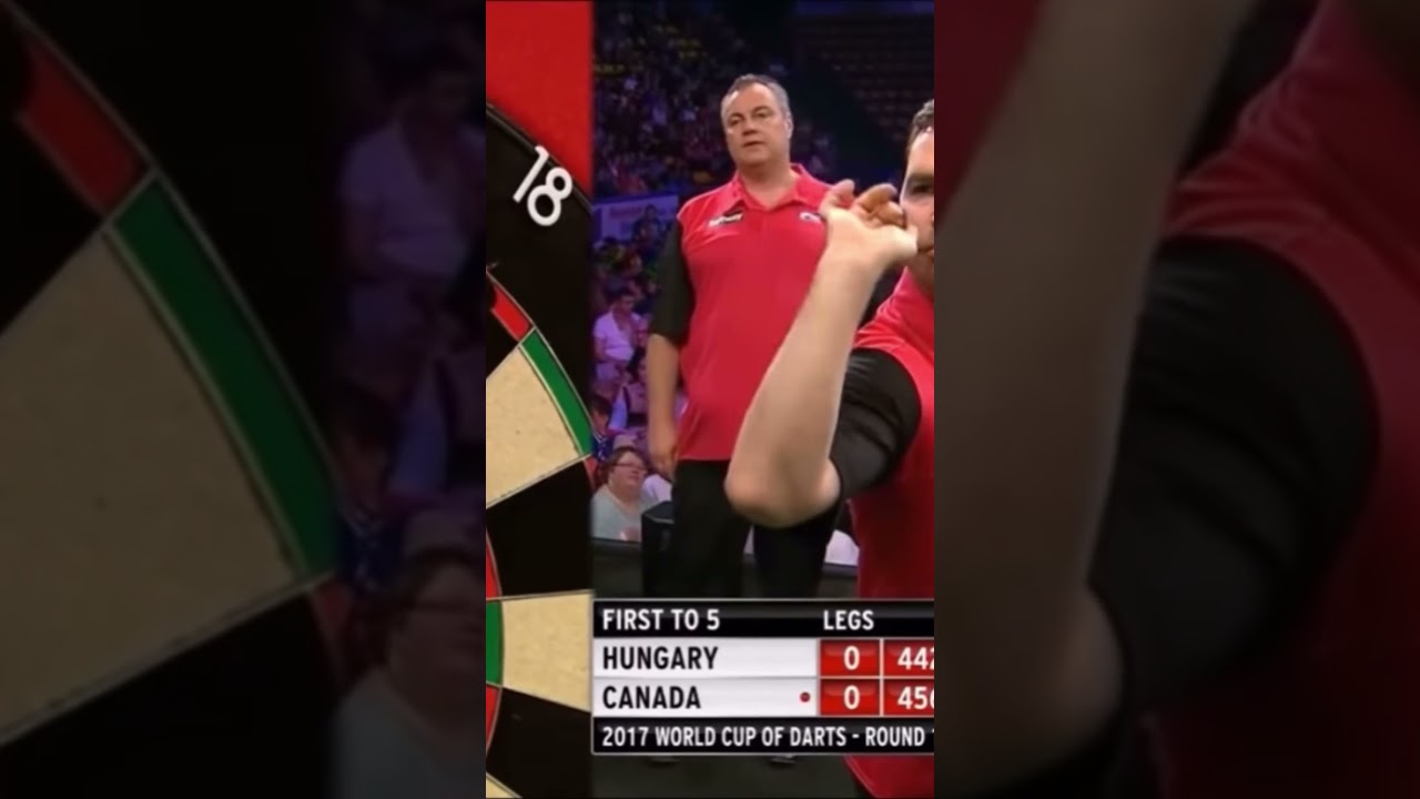 John Part sch&auml;mt sich etwas f&uuml;r John Norman junior 😬😬😳 #darts #shorts Dart World Cup of  Darts