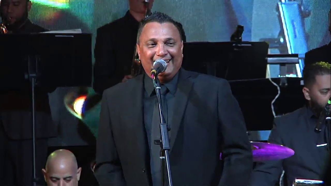 SON VIP - BOBBY VALENTÍN